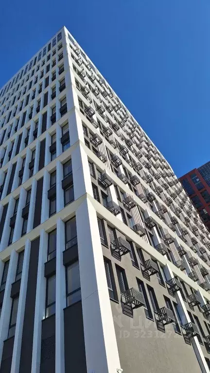 Гараж в Москва Новоостаповская ул., 20 (13 м) - Фото 2