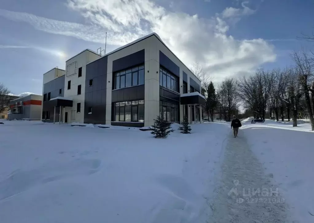 Помещение свободного назначения в Ивановская область, Иваново просп. ... - Фото 1