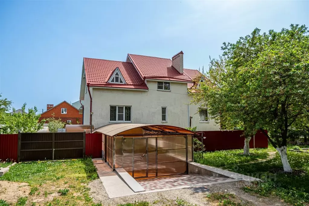 Дом в Ставропольский край, Ставрополь Верный проезд, 21 (282 м) - Фото 2