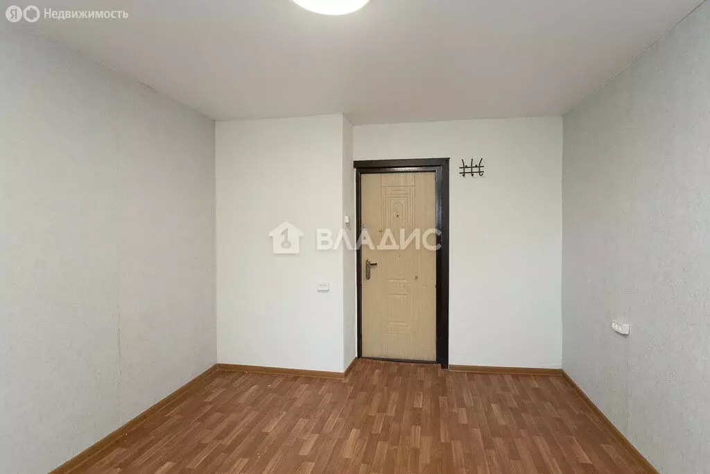 1к в 10-комнатной квартире (11.6 м) - Фото 1