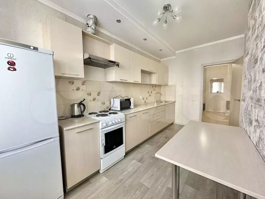 1-к. квартира, 40 м, 6/18 эт. - Фото 1