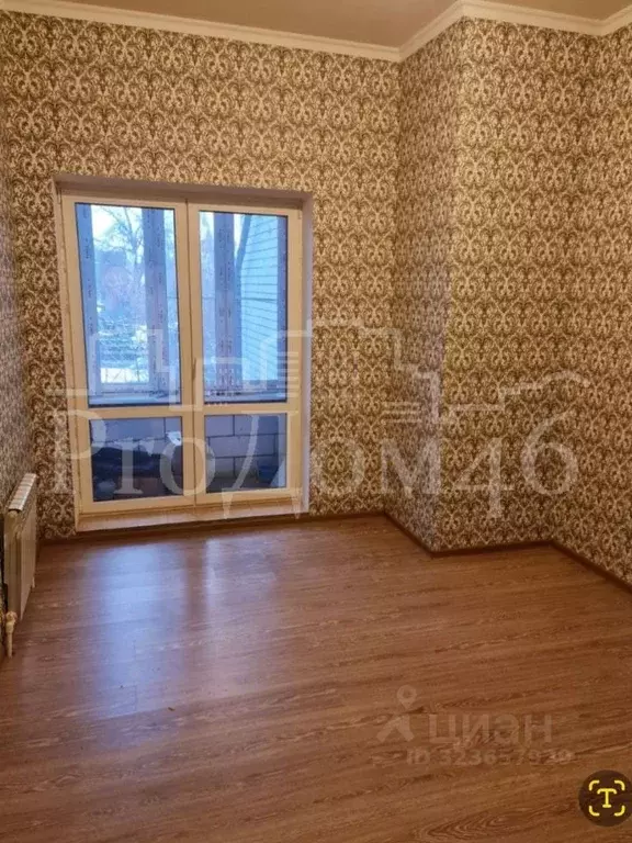 3-к кв. Курская область, Курск Семеновская ул., 44 (83.0 м) - Фото 2