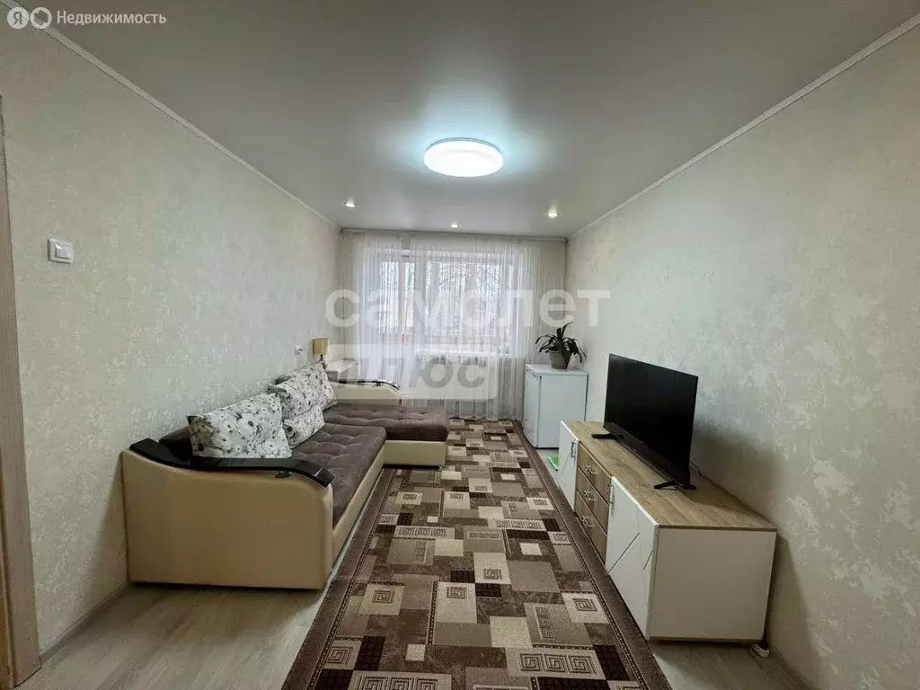 2-комнатная квартира: Октябрьский, улица Герцена, 16 (43 м) - Фото 0