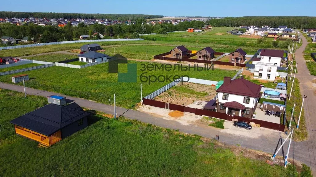 Участок в Московская область, Домодедово городской округ, д. Шишкино ... - Фото 0