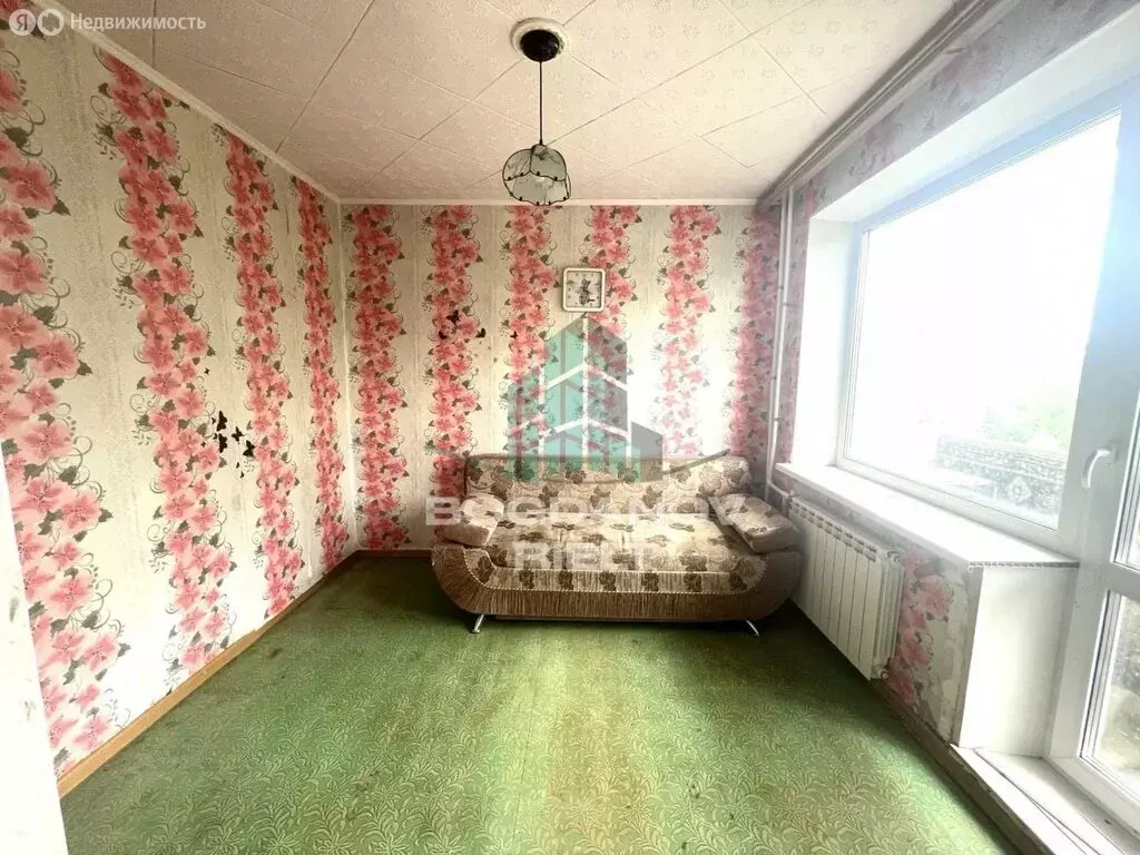 3-комнатная квартира: Омск, улица Калинина, 13 (50.4 м) - Фото 1