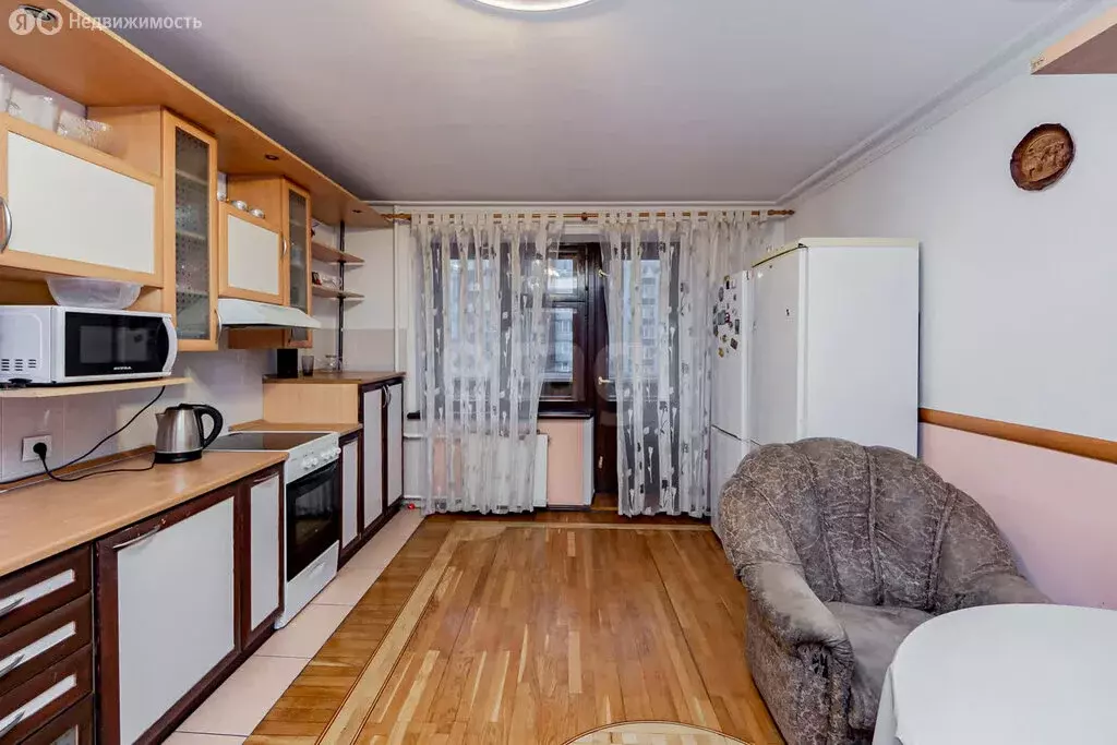 5-комнатная квартира: Тюмень, улица Николая Фёдорова, 6 (148.4 м) - Фото 2