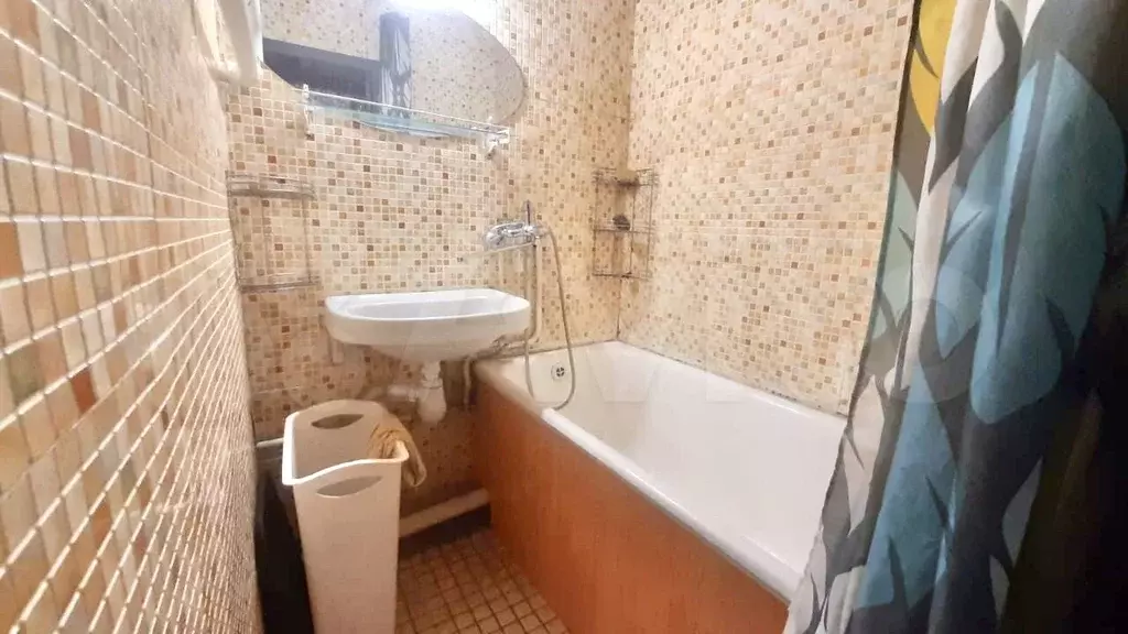 2-к. квартира, 40м, 2/5эт. - Фото 1