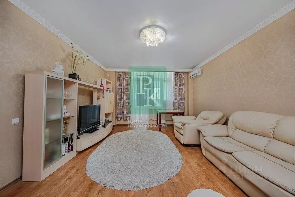 3-к кв. Севастополь просп. Победы, 44А (98.6 м) - Фото 0