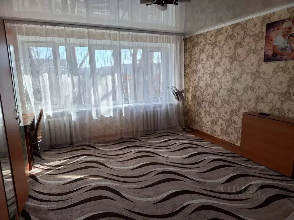3-к кв. Омская область, Омск ул. Петра Осминина, 30 (61.2 м) - Фото 0