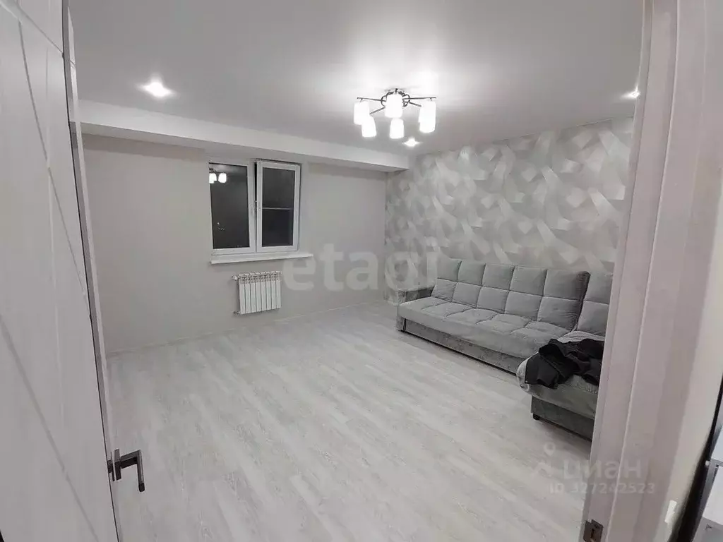 1-к кв. Ямало-Ненецкий АО, Губкинский 14-й мкр, 41 (43.2 м) - Фото 1