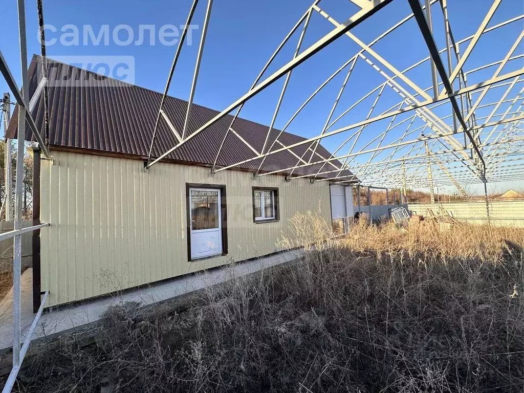 Дом в Оренбургская область, Оренбургский район, с. Каменноозерное ... - Фото 0