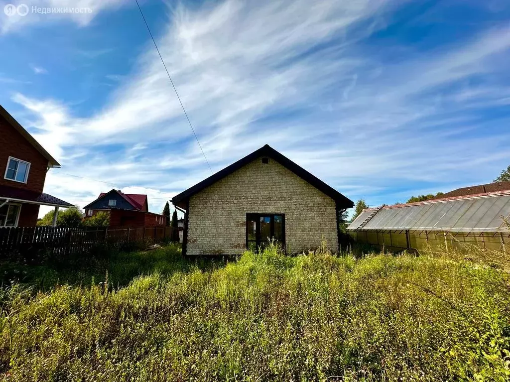 Дом в Жуковский район, городское поселение Белоусово, деревня Алёшинка ... - Фото 0