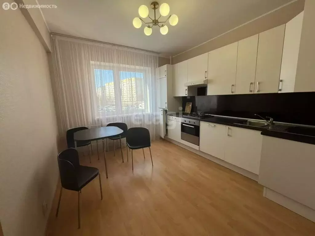 3-комнатная квартира: Обнинск, улица Курчатова, 72 (97.2 м) - Фото 0