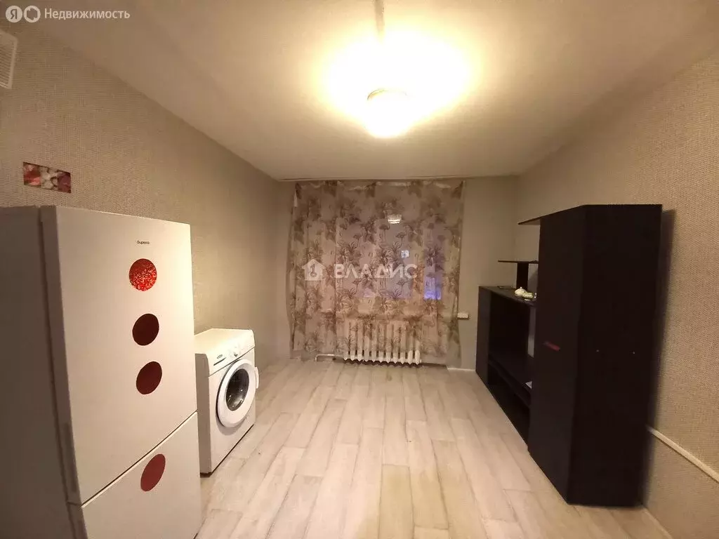 1к в 4-комнатной квартире (12.2 м) - Фото 1