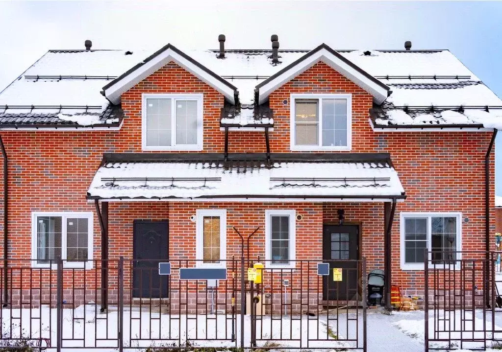 Таунхаус в Ленинградская область, Всеволожский район, Агалатовское ... - Фото 2