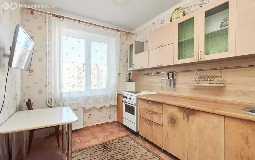 2-комнатная квартира: Тюмень, Заречный проезд, 10 (53.8 м) - Фото 1