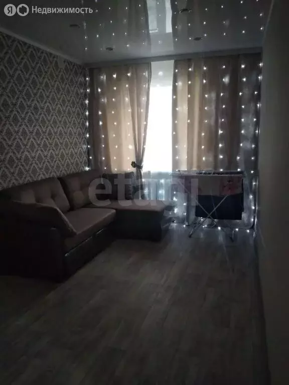 2-комнатная квартира: Заводоуковск, Заводская улица, 5 (42.7 м) - Фото 2