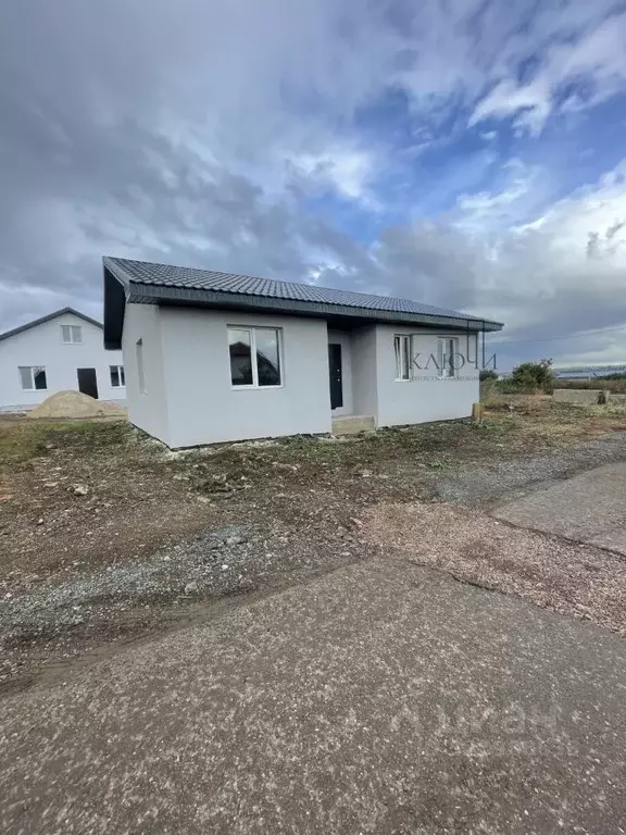 Дом в Челябинская область, Магнитогорск Приуральский кп, ул. Липецкая ... - Фото 1