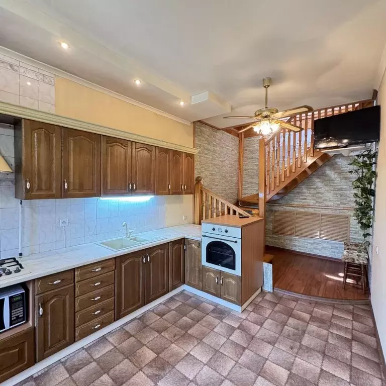 Дом в Ростовская область, Таганрог ул. Шевченко, 103 (150 м) - Фото 2