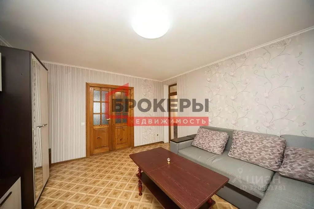 2-к кв. Севастополь просп. Генерала Острякова, 172Б (70.0 м) - Фото 1