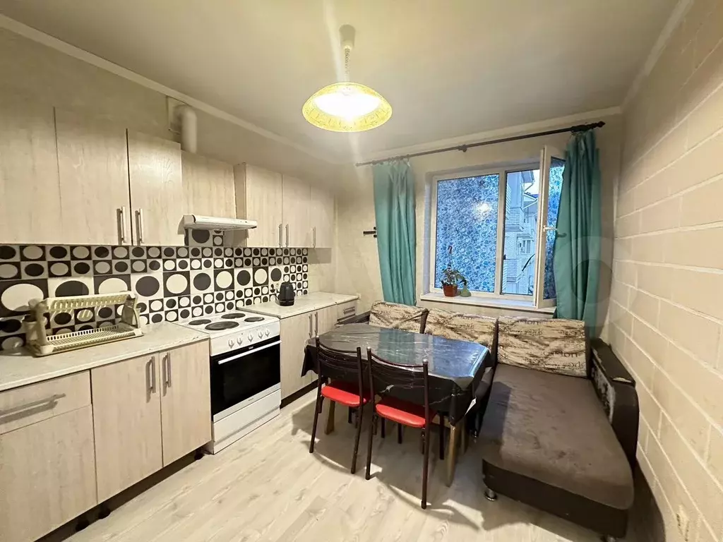 1-к. квартира, 35 м, 4/5 эт. - Фото 0