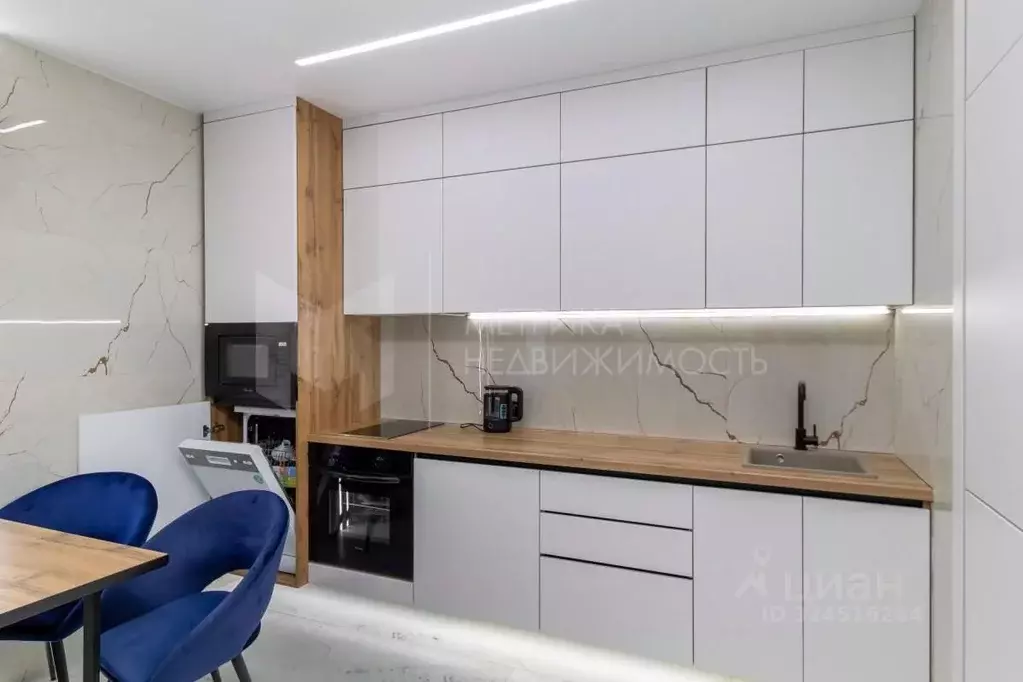 1-к кв. Тюменская область, Тюмень ул. Тальниковая, 5 (40.0 м) - Фото 1