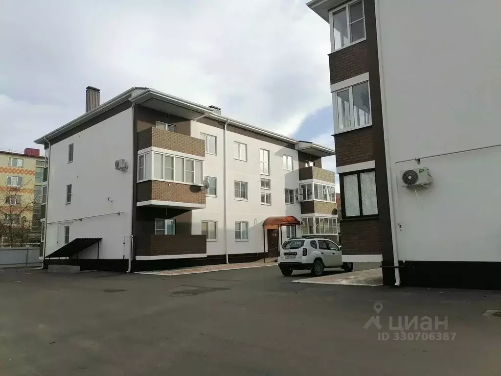 1-к кв. Краснодарский край, Абинск ул. Красных Казаков, 17к3 (35.0 м) - Фото 1