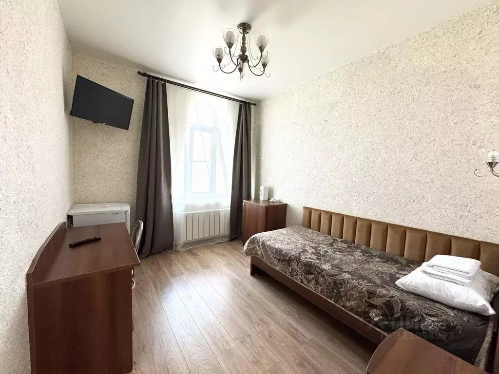Комната Новгородская область, Валдай ул. Победы, 5 (15.0 м) - Фото 0