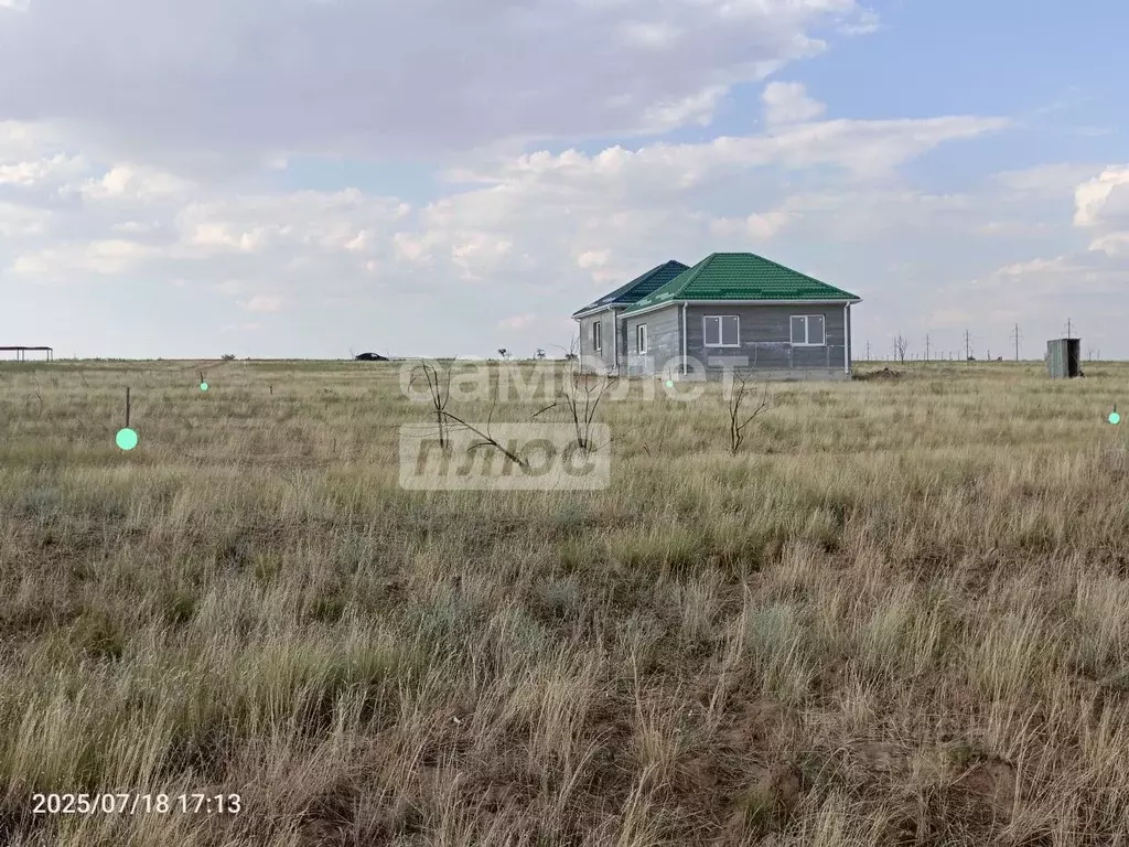 Участок в Калмыкия, Элиста ул. Ульдючинская (6.0 сот.) - Фото 0