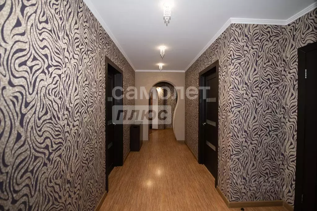 4-к кв. Брянская область, Брянск ул. Романа Брянского, 4 (115.0 м) - Фото 1