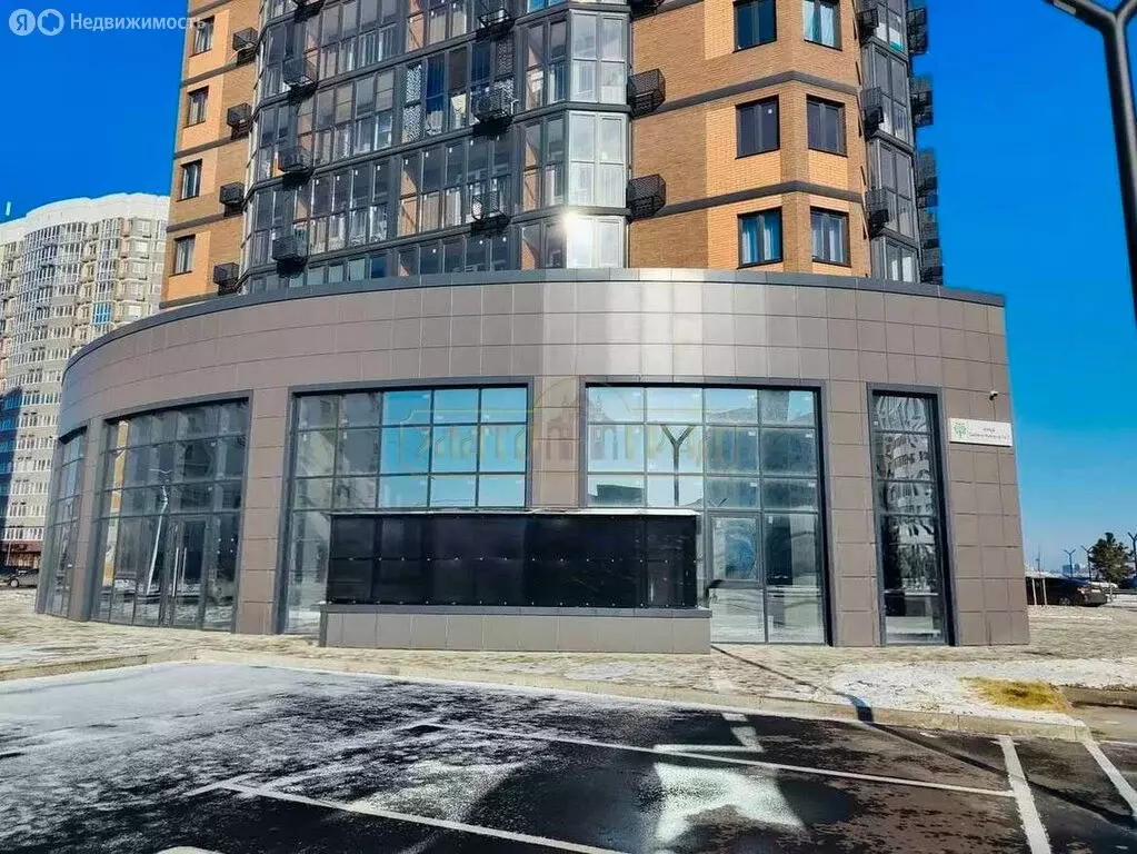 Торговая площадь (310 м) - Фото 1