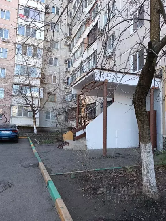 3-к кв. Краснодарский край, Краснодар Юбилейный мкр, ул. Думенко, 10 ... - Фото 0