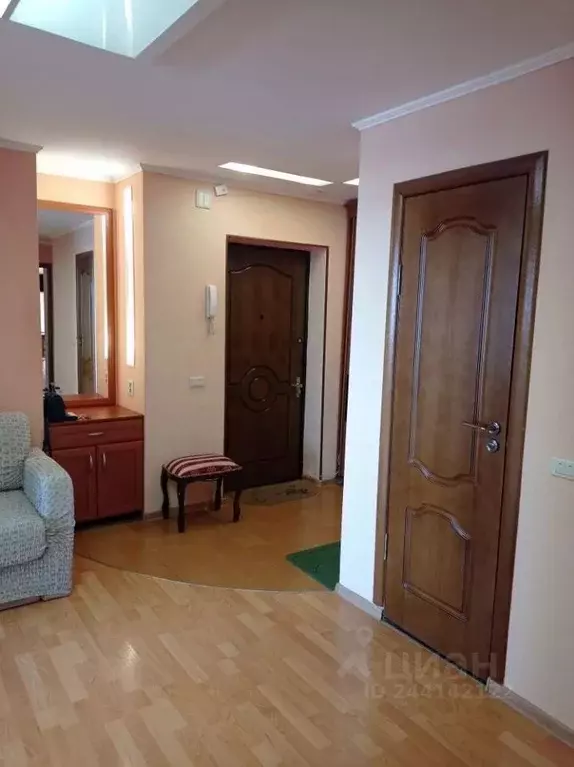 3-к кв. Калужская область, Калуга ул. Тельмана, 31 (108.0 м) - Фото 2