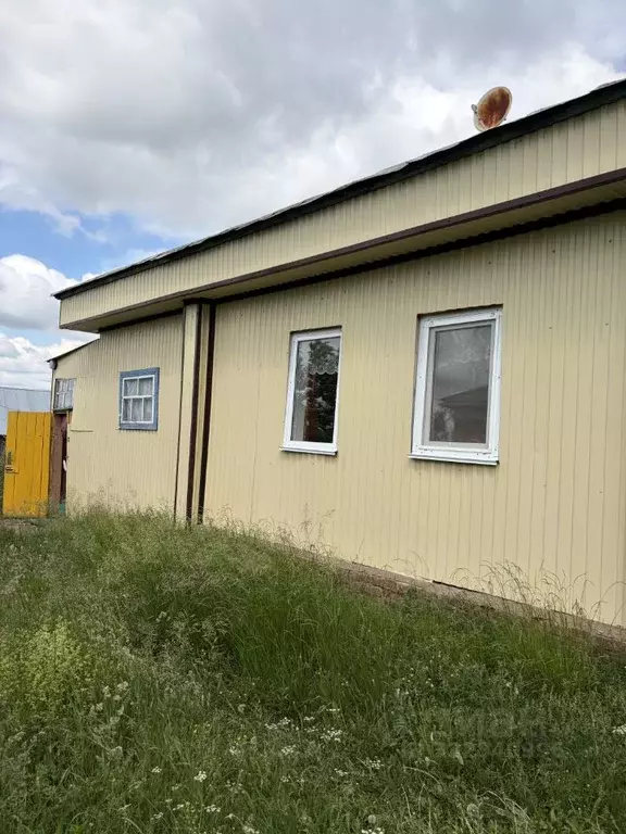Дом в Башкортостан, Чекмагушевский район, Тузлукушевский сельсовет, с. ... - Фото 2