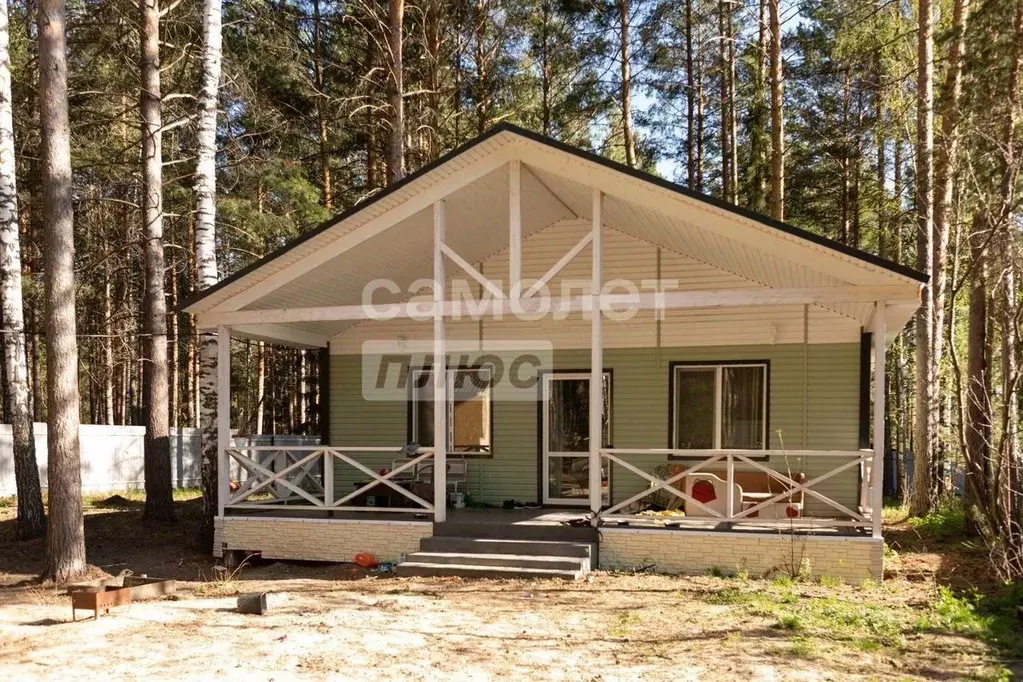 Дом в Тюменская область, Нижнетавдинский район, с. Тюнево  (130 м) - Фото 0