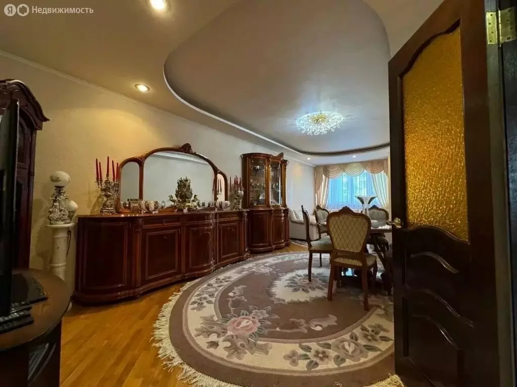 3-комнатная квартира: Кисловодск, улица Калинина, 12 (67 м) - Фото 1