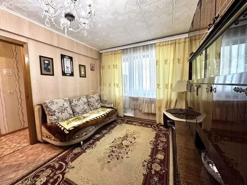 1-комнатная квартира: 6-й микрорайон, 17 (33.7 м) - Фото 1