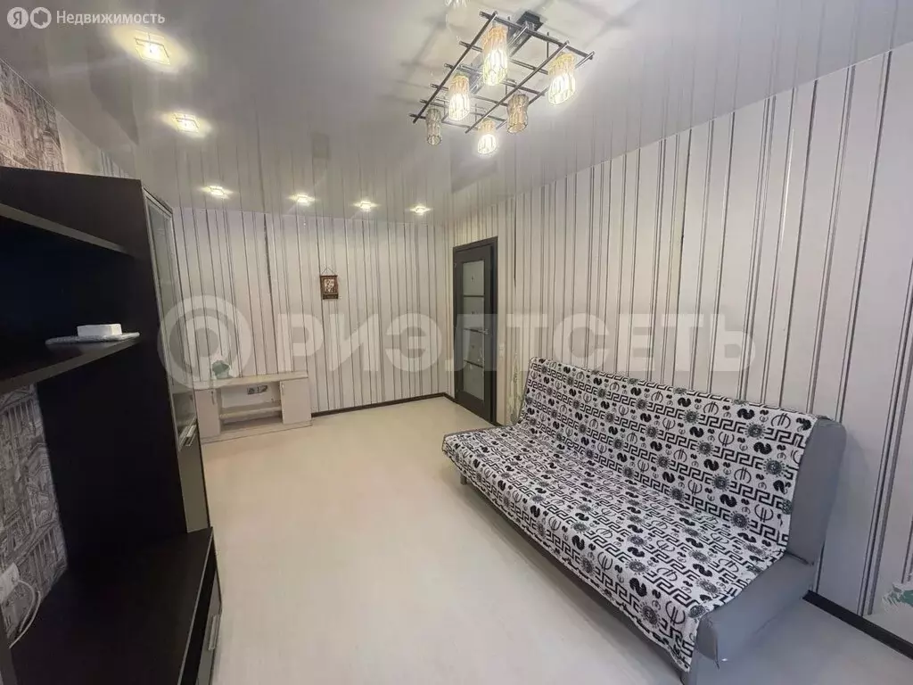 2-комнатная квартира: Апатиты, улица Козлова, 13А (48 м) - Фото 1