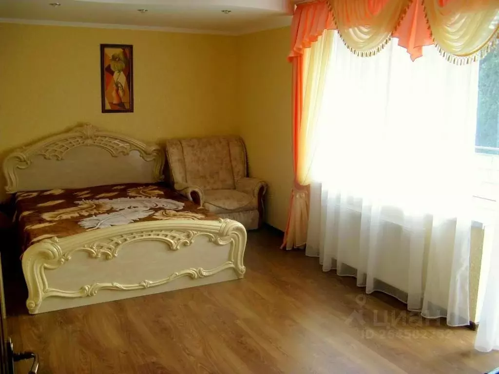 2-к кв. Крым, Ялта ул. Ломоносова, 5 (55.0 м) - Фото 0