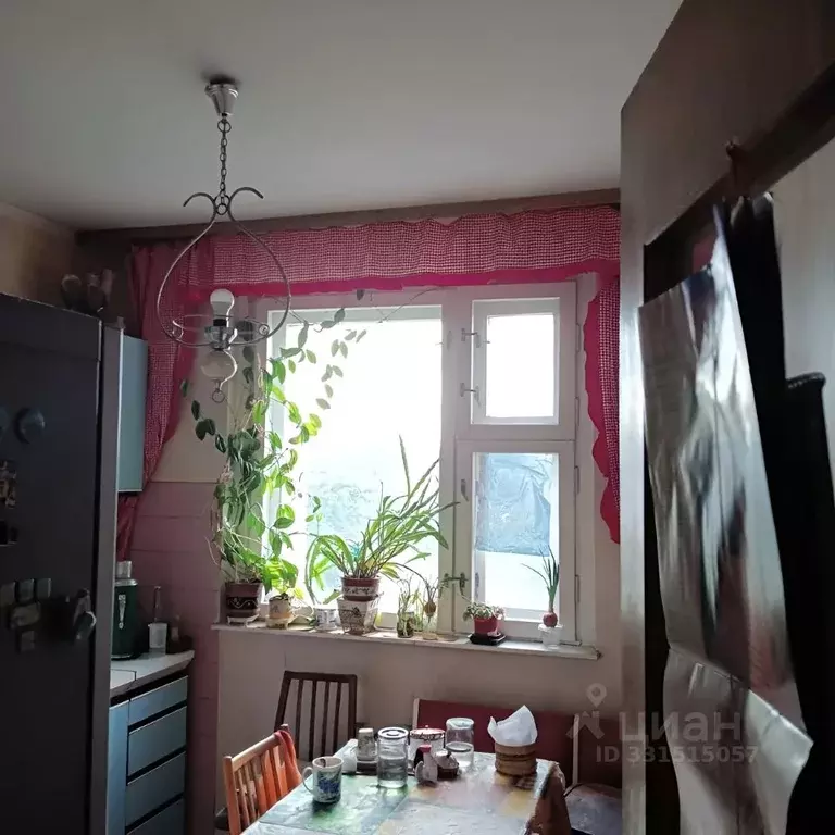 Комната Москва Уральская ул., 23К1 (13.0 м) - Фото 1