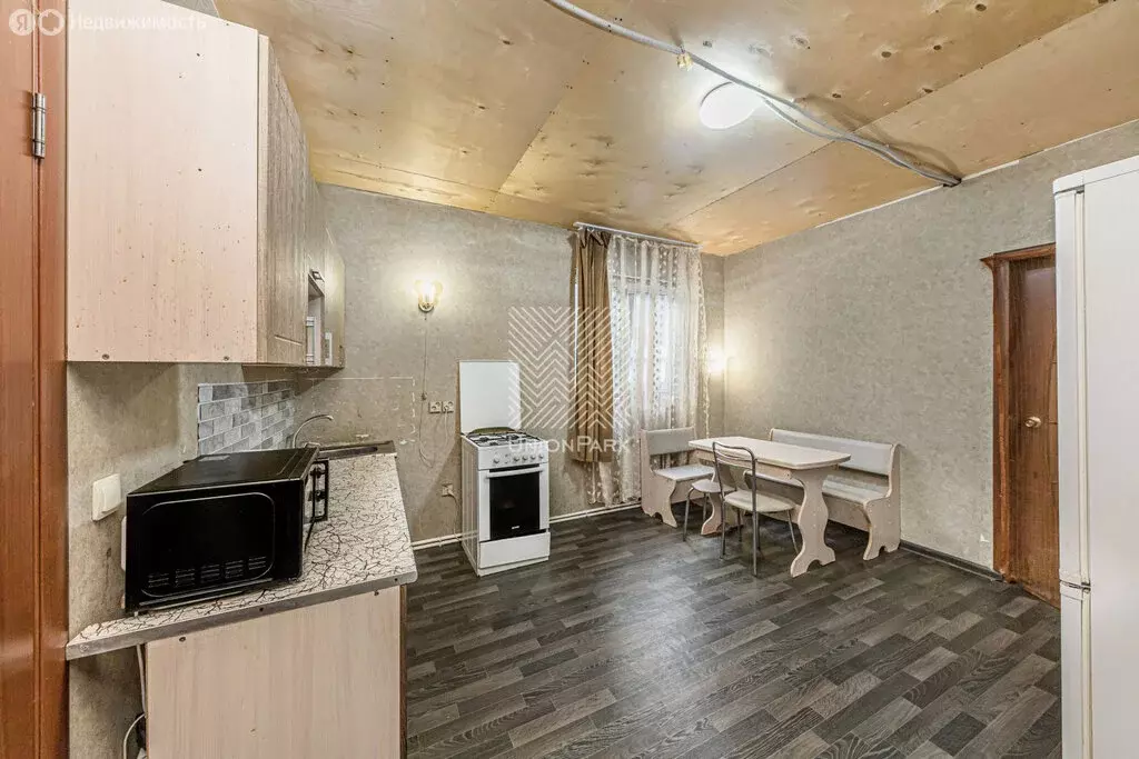 Дом в Челябинск, 1-я Базовая улица, 18 (50 м) - Фото 1