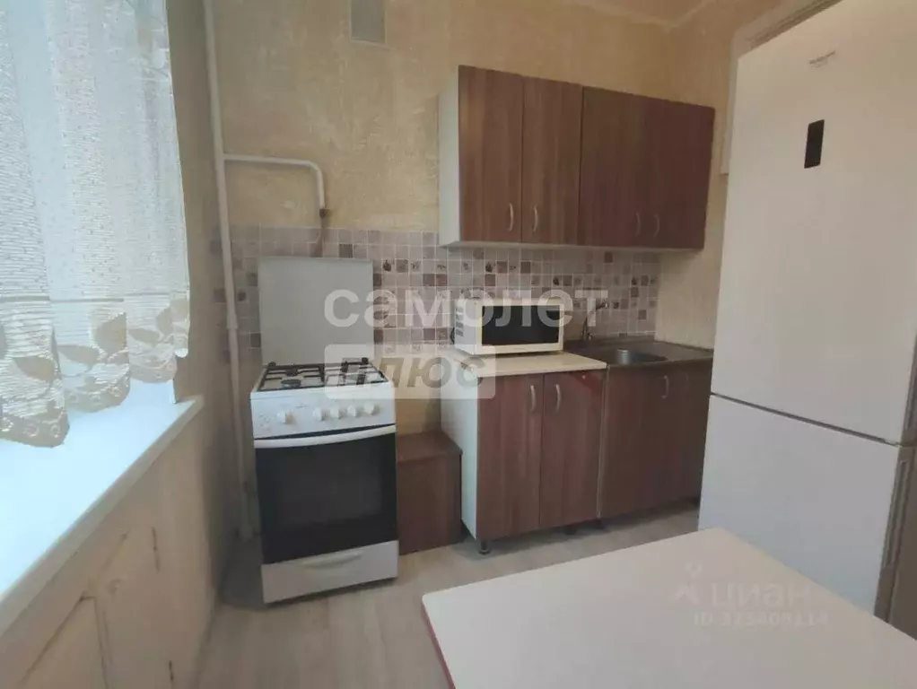 2-к кв. Свердловская область, Екатеринбург ул. Бажова, 75 (45.0 м) - Фото 1