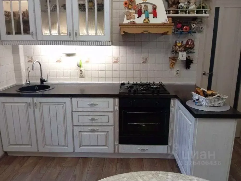 3-к кв. Волгоградская область, Волгоград Санаторная ул., 8А (79.4 м) - Фото 1