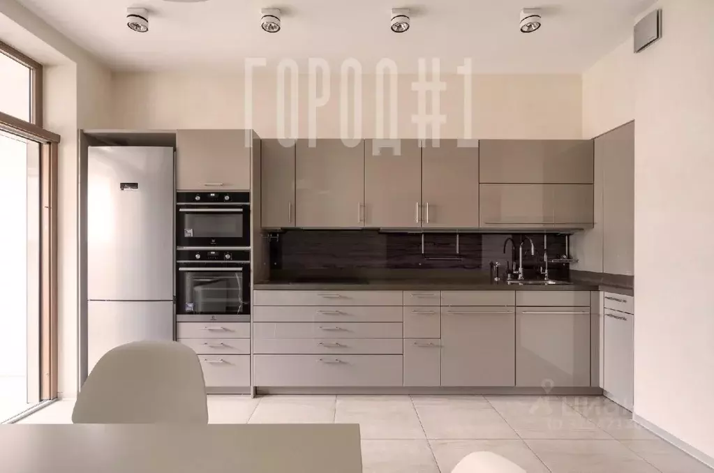 2-к кв. Москва Ломоносовский просп., 25к5 (112.0 м) - Фото 1