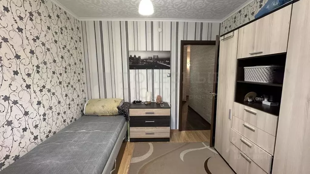 2-к кв. Новгородская область, Боровичи Заводская наб., 1 (49.0 м) - Фото 1