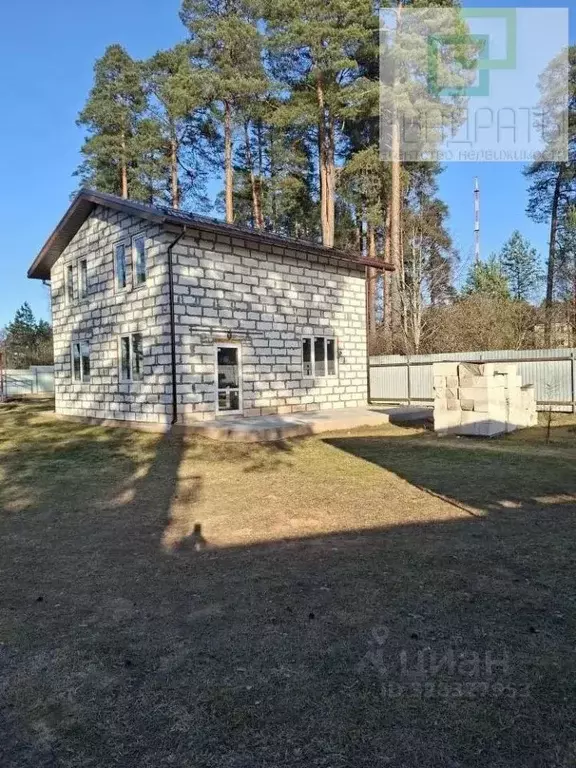 Коттедж в Ленинградская область, Луга просп. Кирова, 157 (101 м) - Фото 2