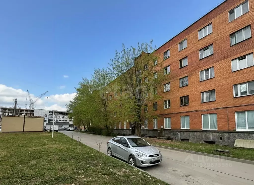 Комната Псковская область, Псков ул. Киселева, 8 (12.4 м) - Фото 1