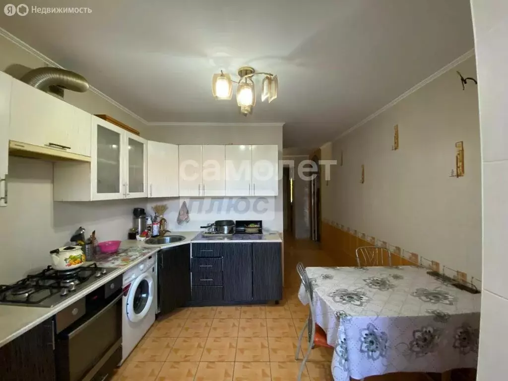 3-комнатная квартира: Тихорецк, улица Калинина, 88 (69.9 м) - Фото 1