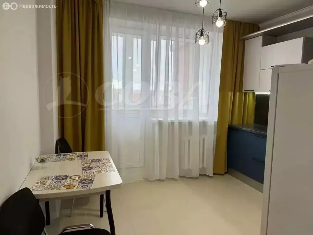 2-комнатная квартира: Тюмень, Харьковская улица, 27 (52.9 м) - Фото 2