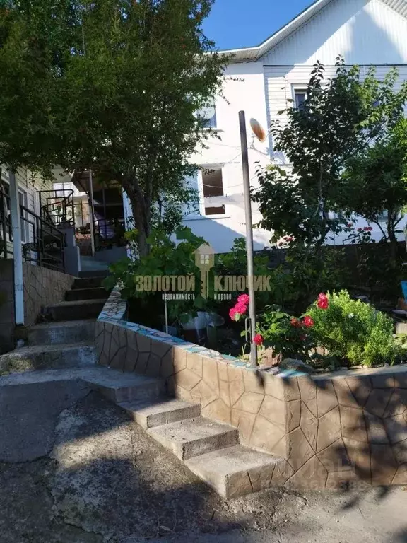 Дом в Краснодарский край, Сочи Лазаревское жилрайон, ул. Победы (100 ... - Фото 1